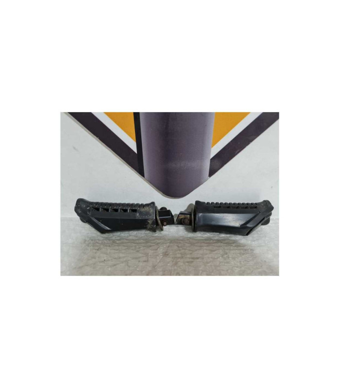 Scarite Pasager Suzuki GS 500F 2006