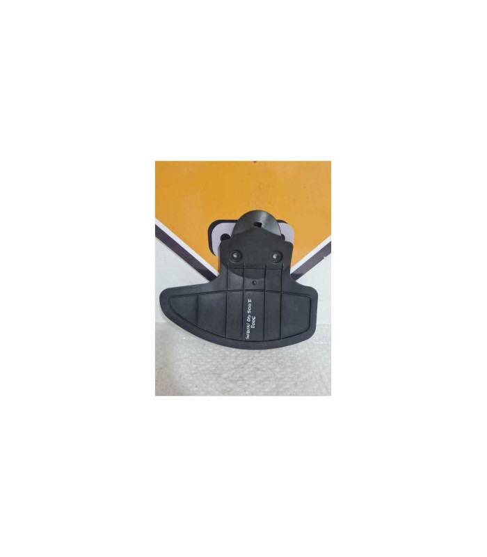 Semicarena Jug Inferior Suzuki GS 500F 2006