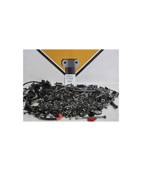 Lot Suruburi Suzuki GS 500 F 2006