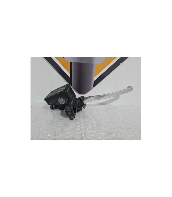 Pompa Frana Fata Cu Levier si Senzor Honda CBR 600 F1 1990