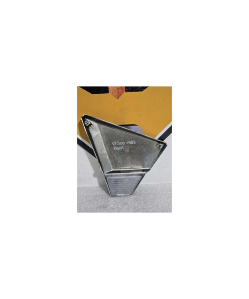 Capac Lateral Dreapta Honda Shadow VT 500 PC 08 1983