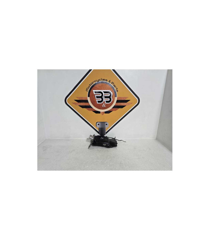 Semiaripa Spate Cu Iluminator Placuta Inmatriculare Honda Shadow VT 500 PC 08 1983