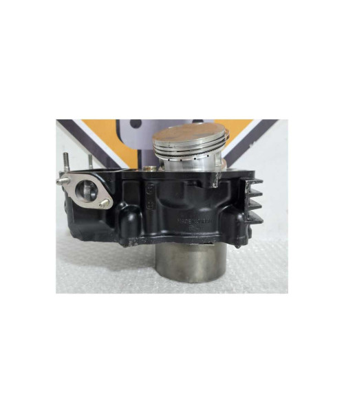 Cilindru Si Piston Fata Kawasaki Vulcan VN 700A 1984