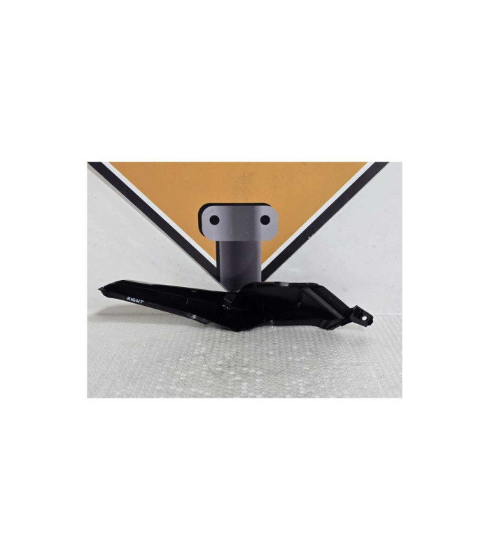 Carena Laterala Dreapta Codita Honda CB 125R JC79 2020